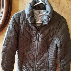 Jones NewYork Sport Lightweight Olive Quilted Jacket